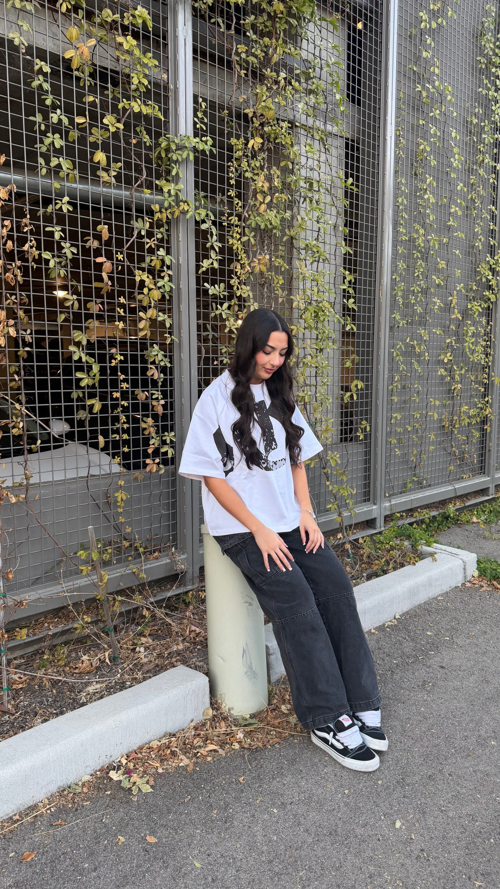 WHITE GOD TEE